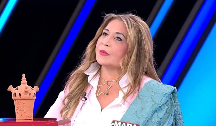 H Μάρα Χατζίνη από τη Σίφνο στο Deal (βίντεο)