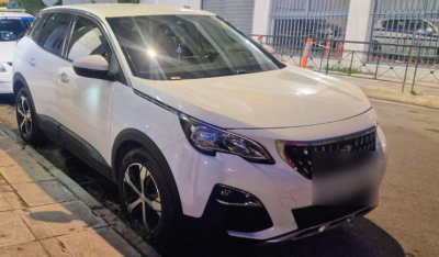 Εξάρθρωση εγκληματικής οργάνωσης τα μέλη της οποίας διέπρατταν κλοπές και πλαστογραφίες αυτοκινήτων, απάτες με σκοπό την ασφαλιστική αποζημίωση για κλοπές που δεν είχαν γίνει ποτέ καθώς και λαθρεμπορία οχημάτων με πλαστά έγγραφα