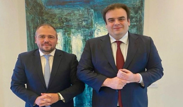 Παρέμβαση Φίλιππου Φόρτωμα για την επίσπευση διαδικασίας νομιμοποίησης έργων σε τμήματα αιγιαλού νήσων Πάρου και Αντιπάρου