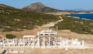 ΥΠΠΟ: Το ιερό του Απόλλωνα στο Δεσποτικό και τα δημόσια κτίρια στο Τσιμηντήρι