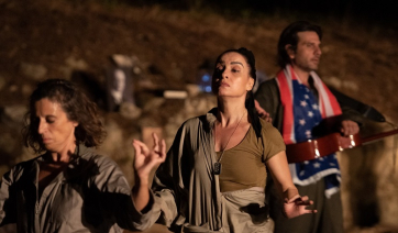 Θέατρο: Ίβαλα ίβαλα, ω, πάμε γιαλό γιαλό