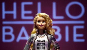 Πόσο αθώα είναι τα «έξυπνα» παιχνίδια; Το φθινόπωρο η Mattel θα παρουσιάσει τη «Hello Barbie»