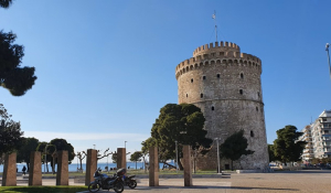 Χιλιάδες Τούρκοι επισκέπτες στη Θεσσαλονίκη για την επέτειο θανάτου του Κεμάλ (βίντεο)