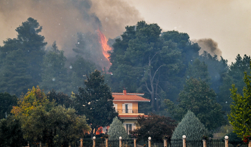 Διπλό πύρινο μέτωπο σε Πανόπουλο και Γεράκι Αμαλιάδας