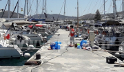 Πάρος:Το καλοκαίρι μπήκε μαζί με.... κότερα που γέμισαν τη μαρίνα της Παροικίας! (Βίντεο)