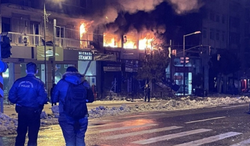 Σκηνικό «πολέμου» λίγο μετά την έκρηξη στη Συγγρού